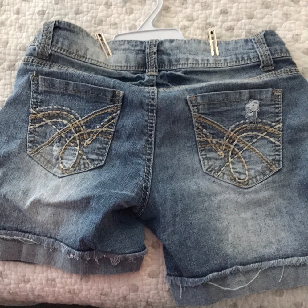 Jean Shorts - Picture 2 of 2
